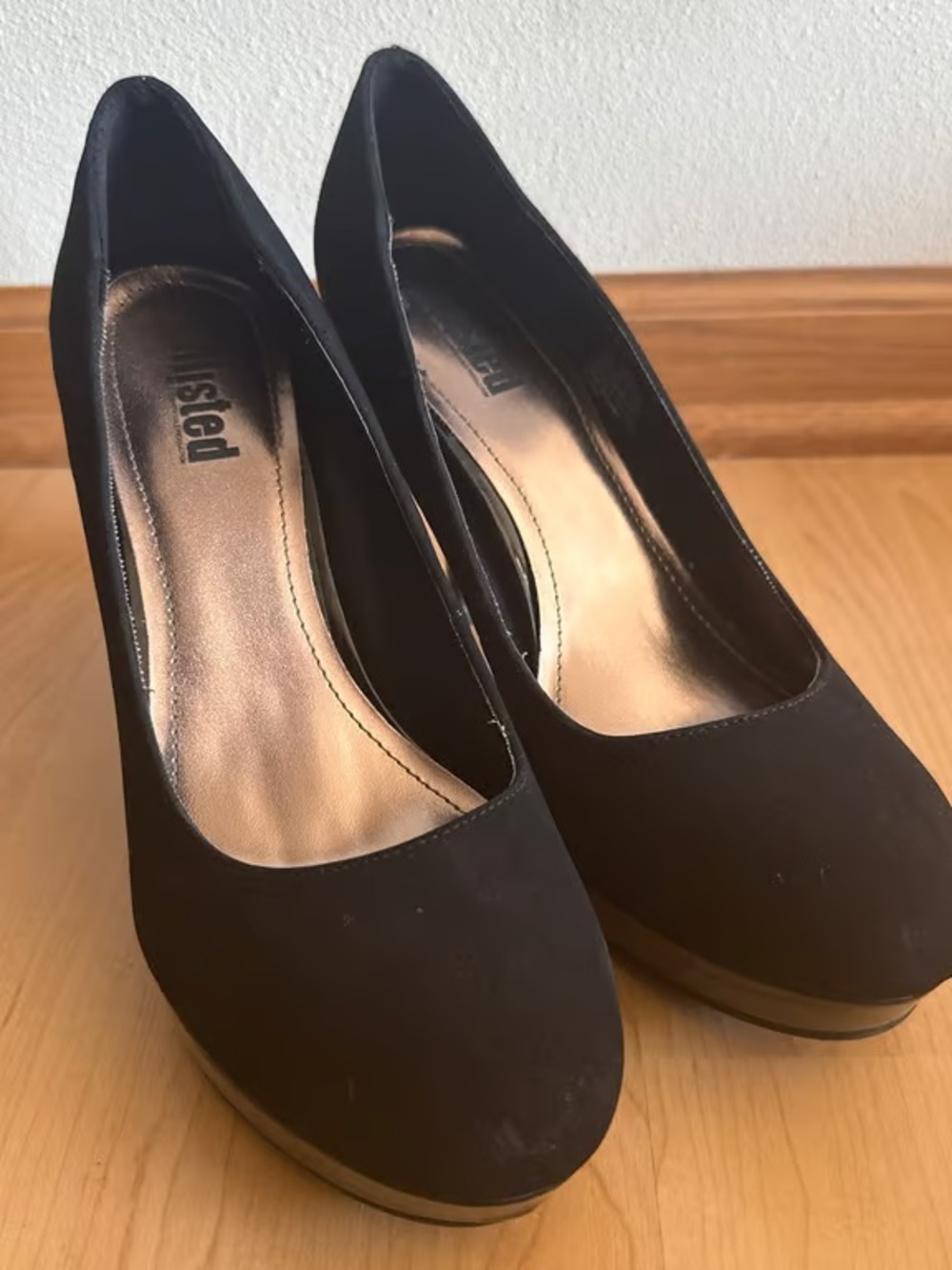 Black Platform Pump Heels - Women